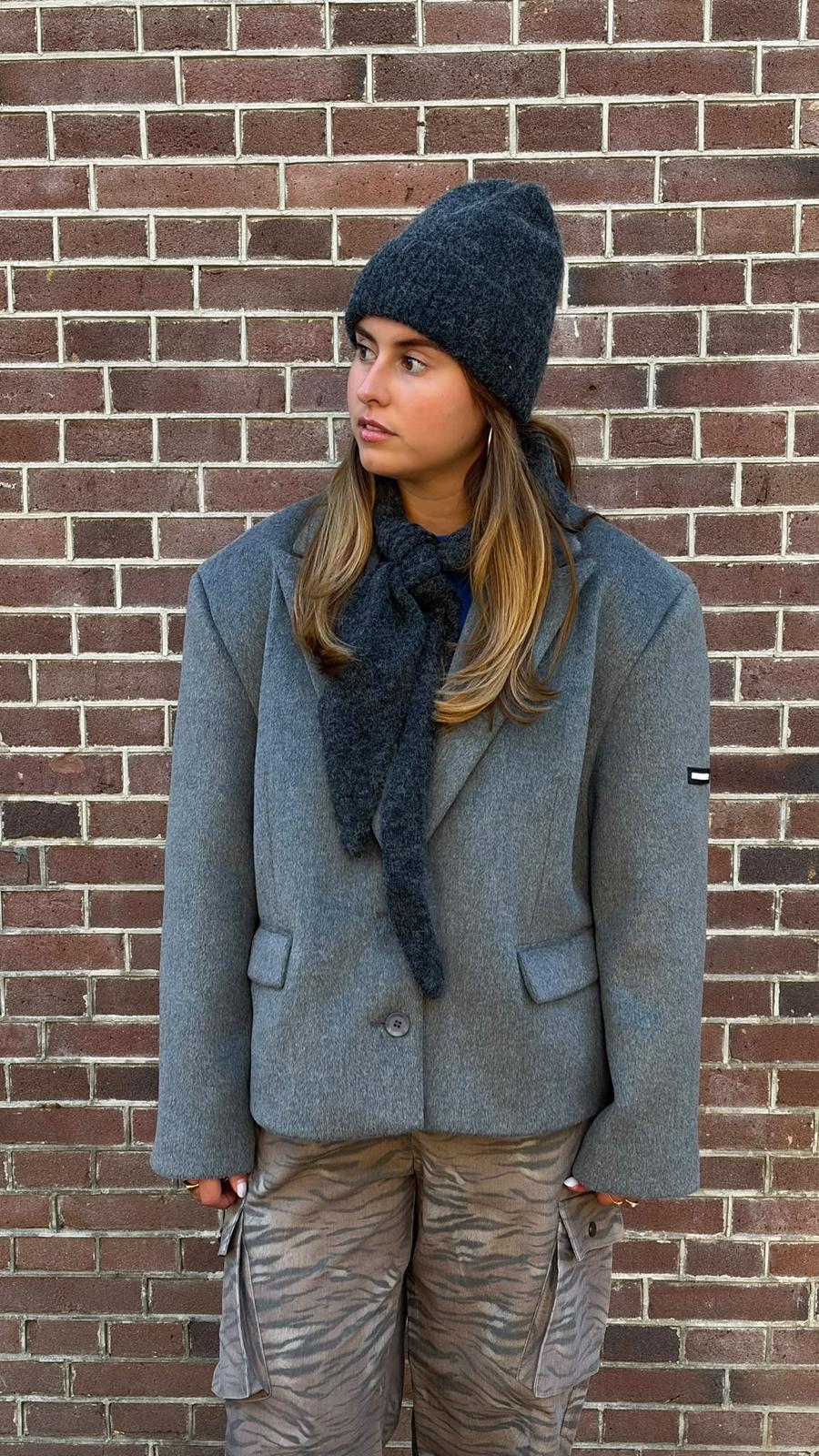 LADIES WOVEN SHORT HAIRY COAT