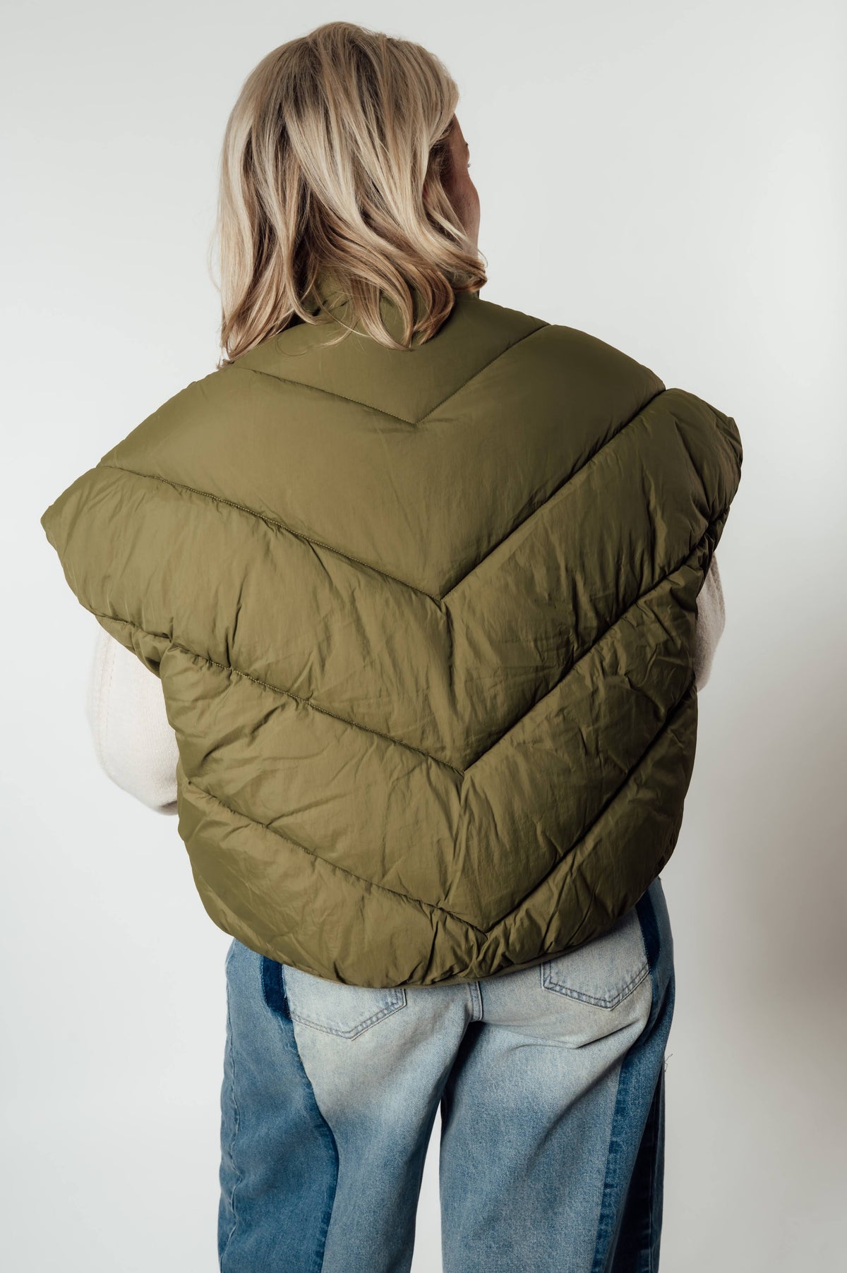 FRANKY SLEEVELESS JACKET
