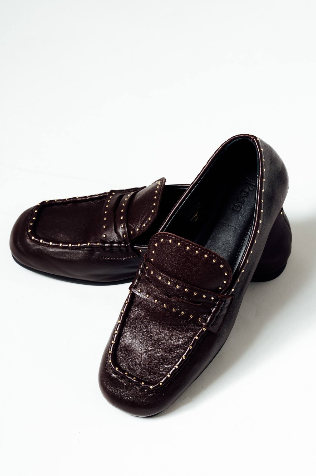 POSA Bardot leren loafers met studs en kwastjes
