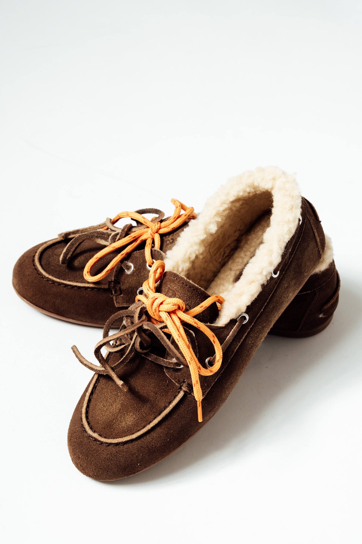 POSA suède boat loafer met teddyvoering