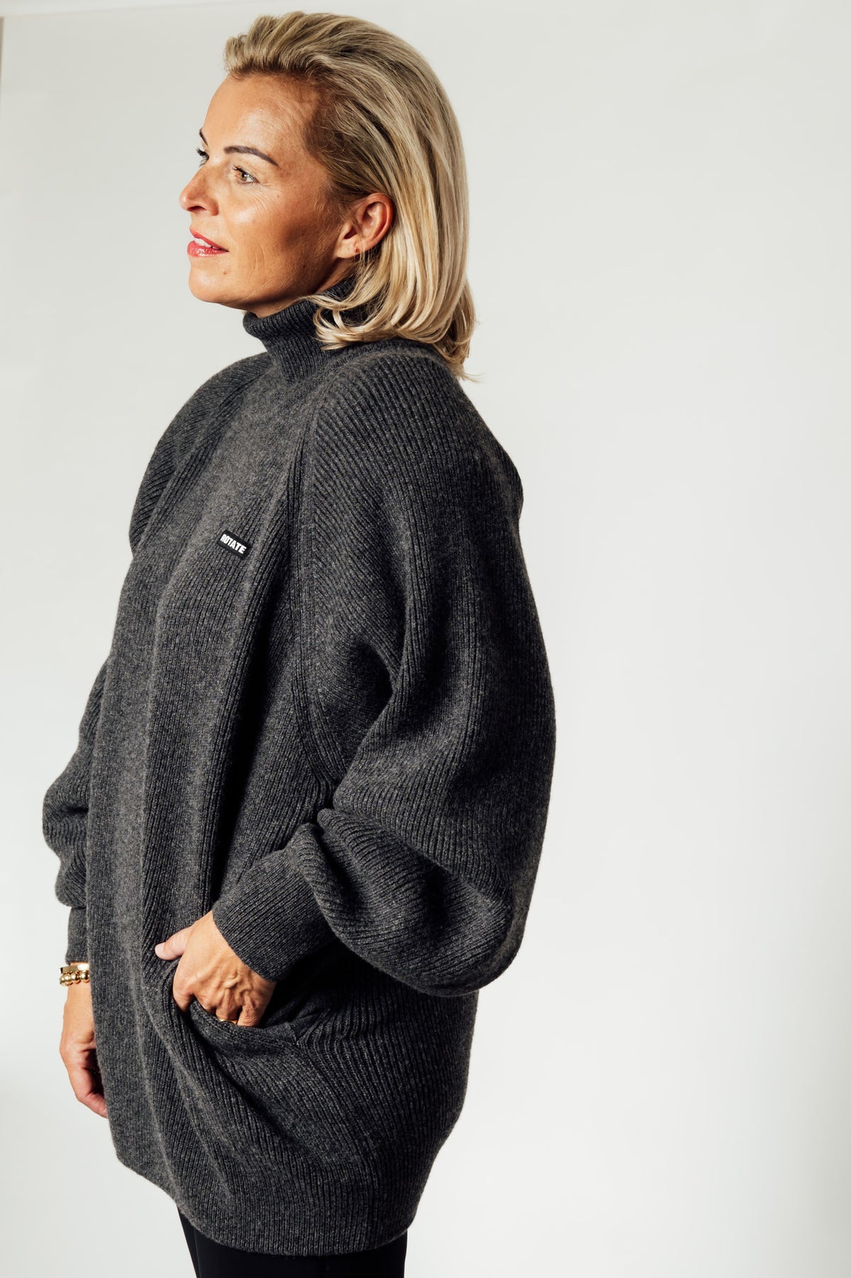 ROTATE oversized gebreide coltrui antraciet