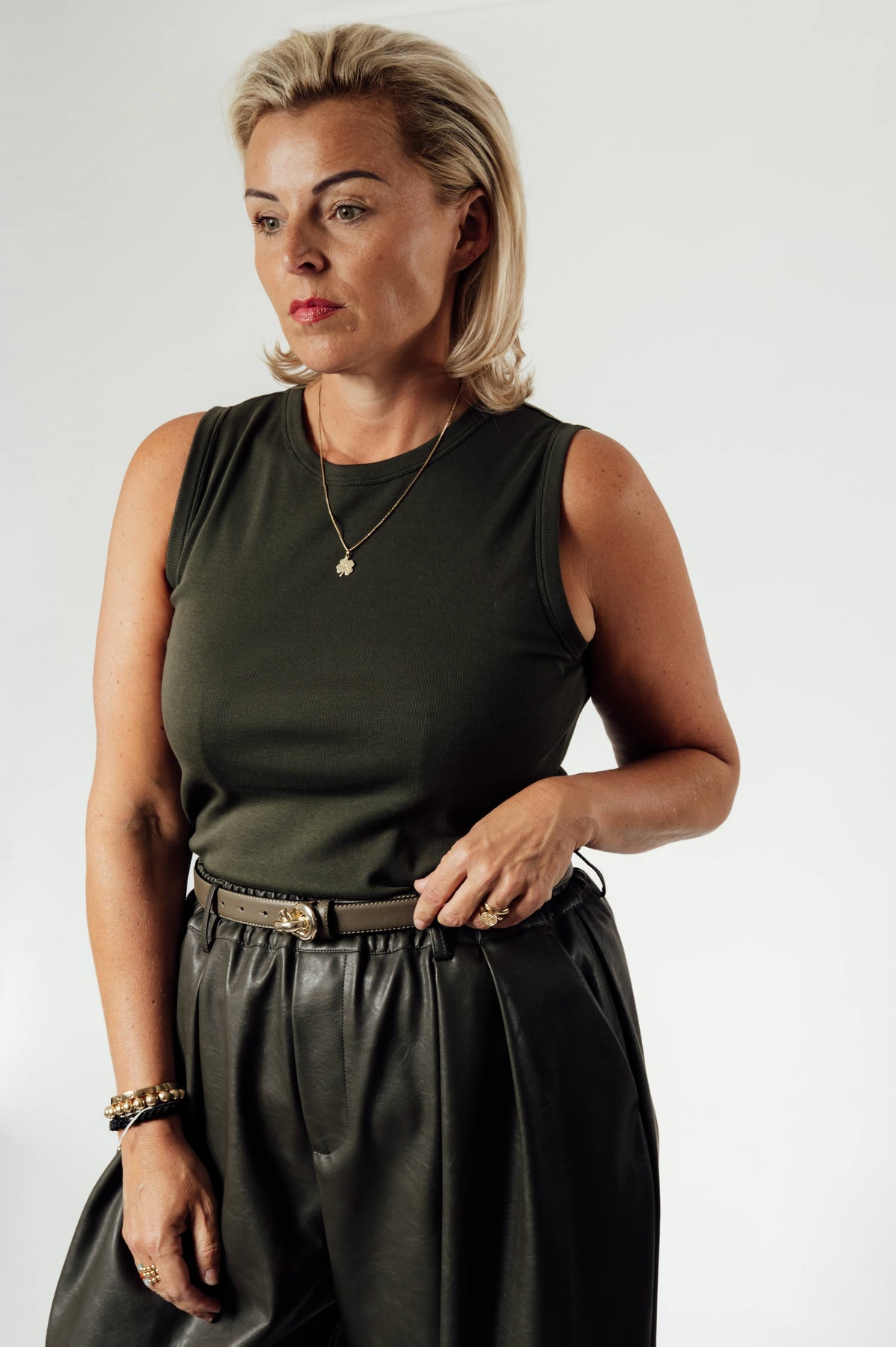 Âme Antwerp Mommy mouwloze geribde top