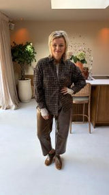 Taupe