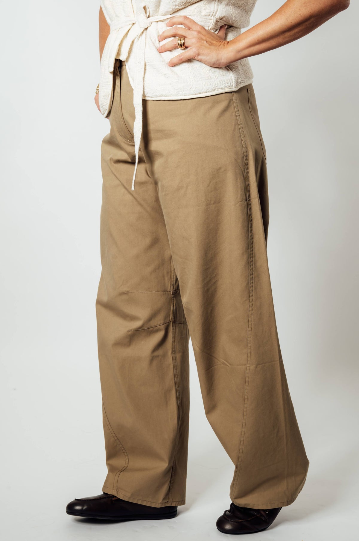 SAHARPO TROUSERS